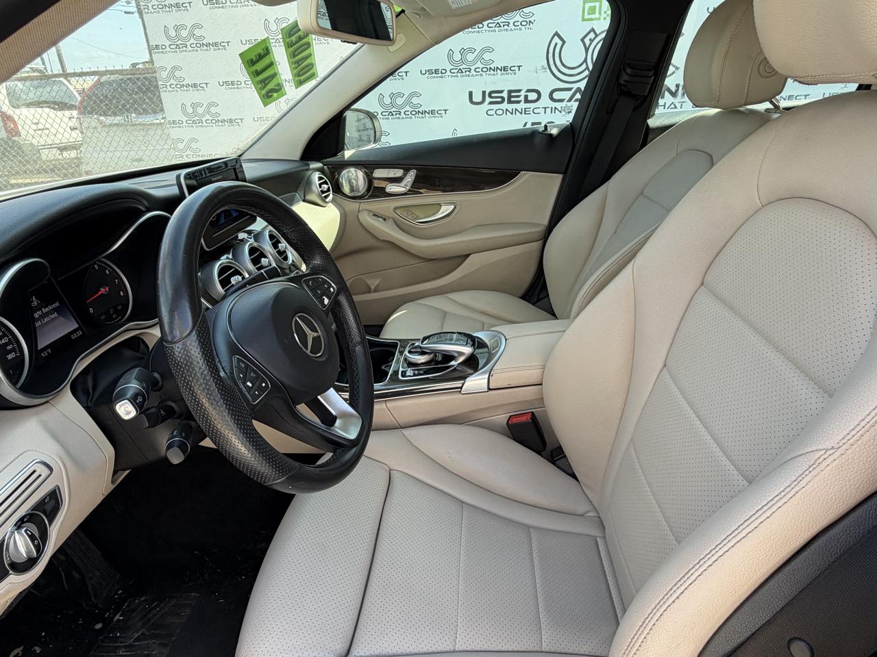 Mercedes-Benz C-Class 4dr Sdn C 300 4MATIC 2015