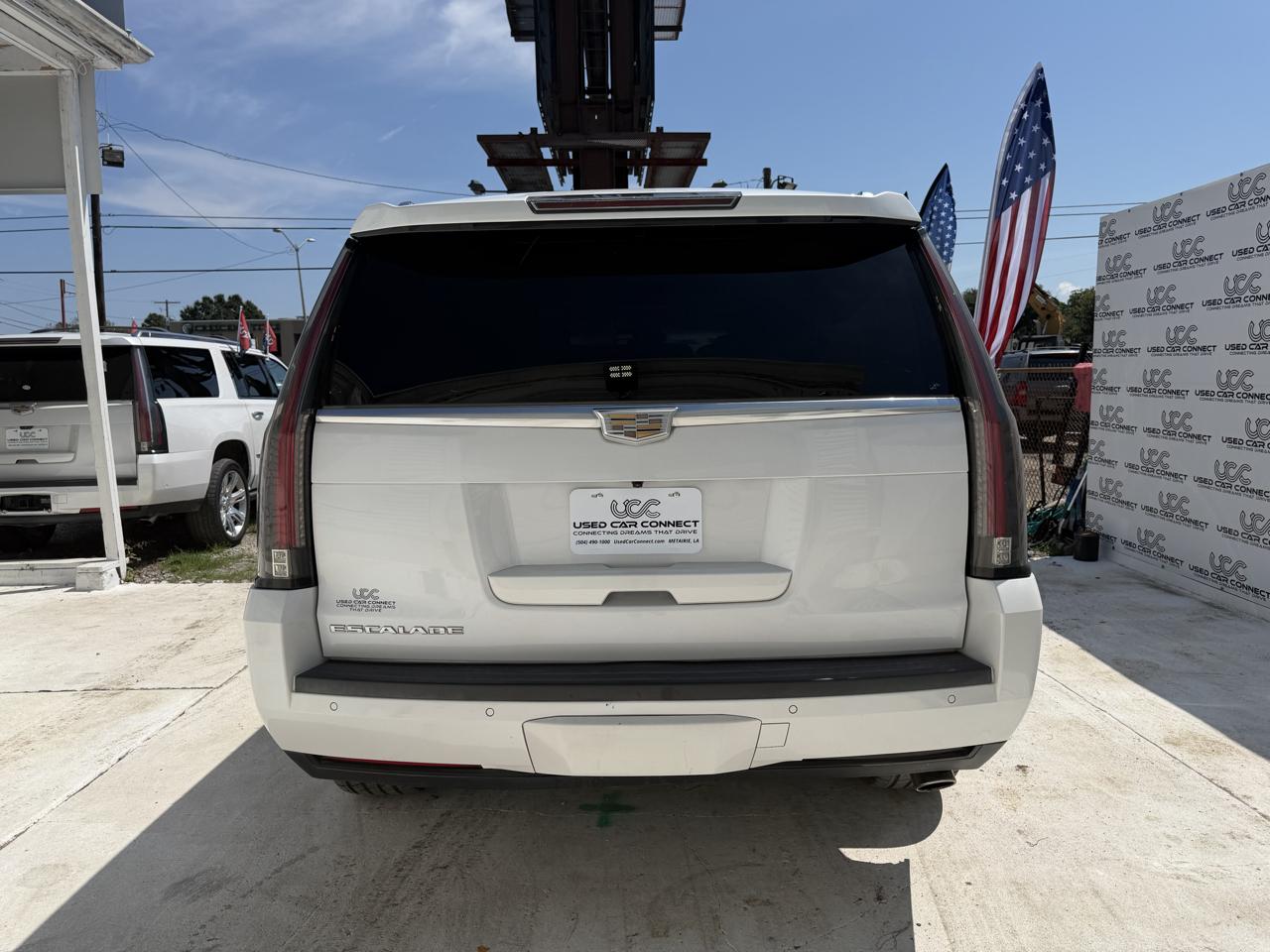 Cadillac Escalade 2WD 4dr Premium Collection 2016