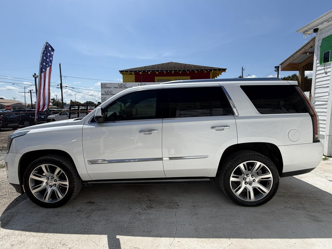 Cadillac Escalade 2WD 4dr Premium Collection 2016
