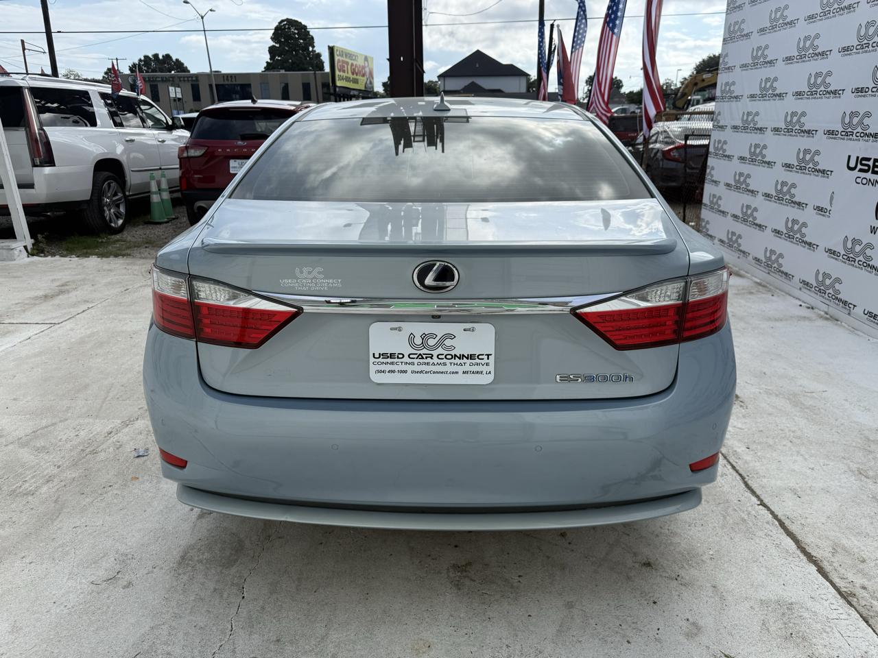 Lexus ES 300h 4dr Sdn Hybrid 2013
