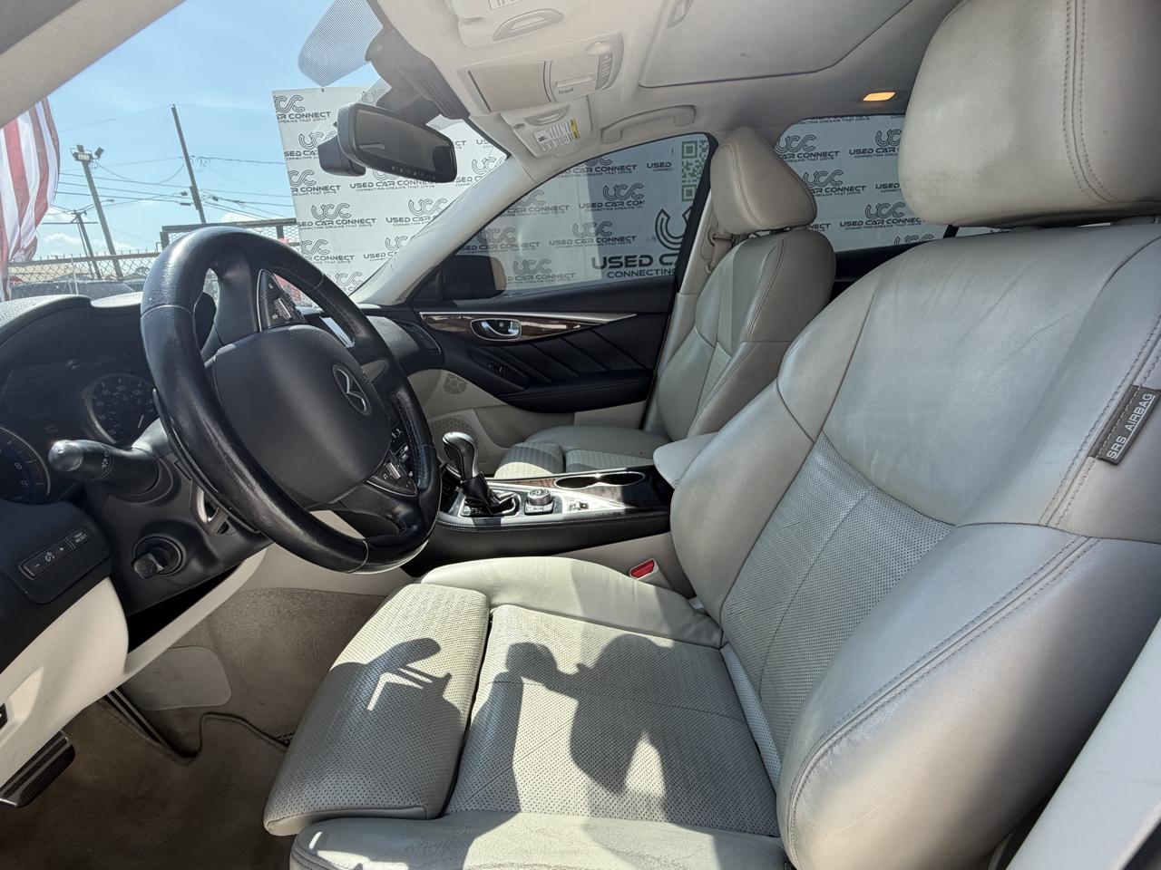 Infiniti Q50 4dr Sdn Hybrid Sport RWD 2015