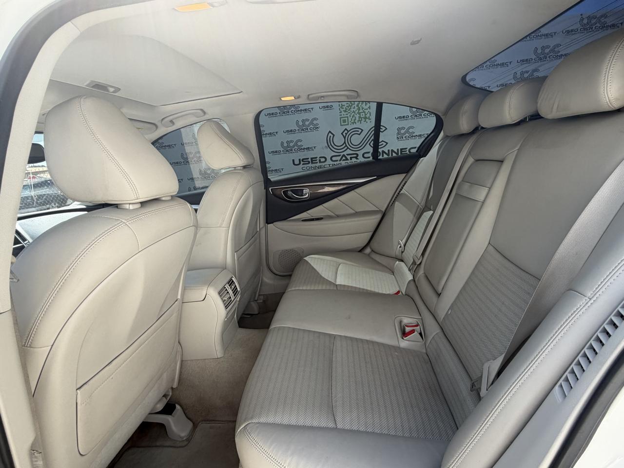 Infiniti Q50 4dr Sdn Hybrid Sport RWD 2015