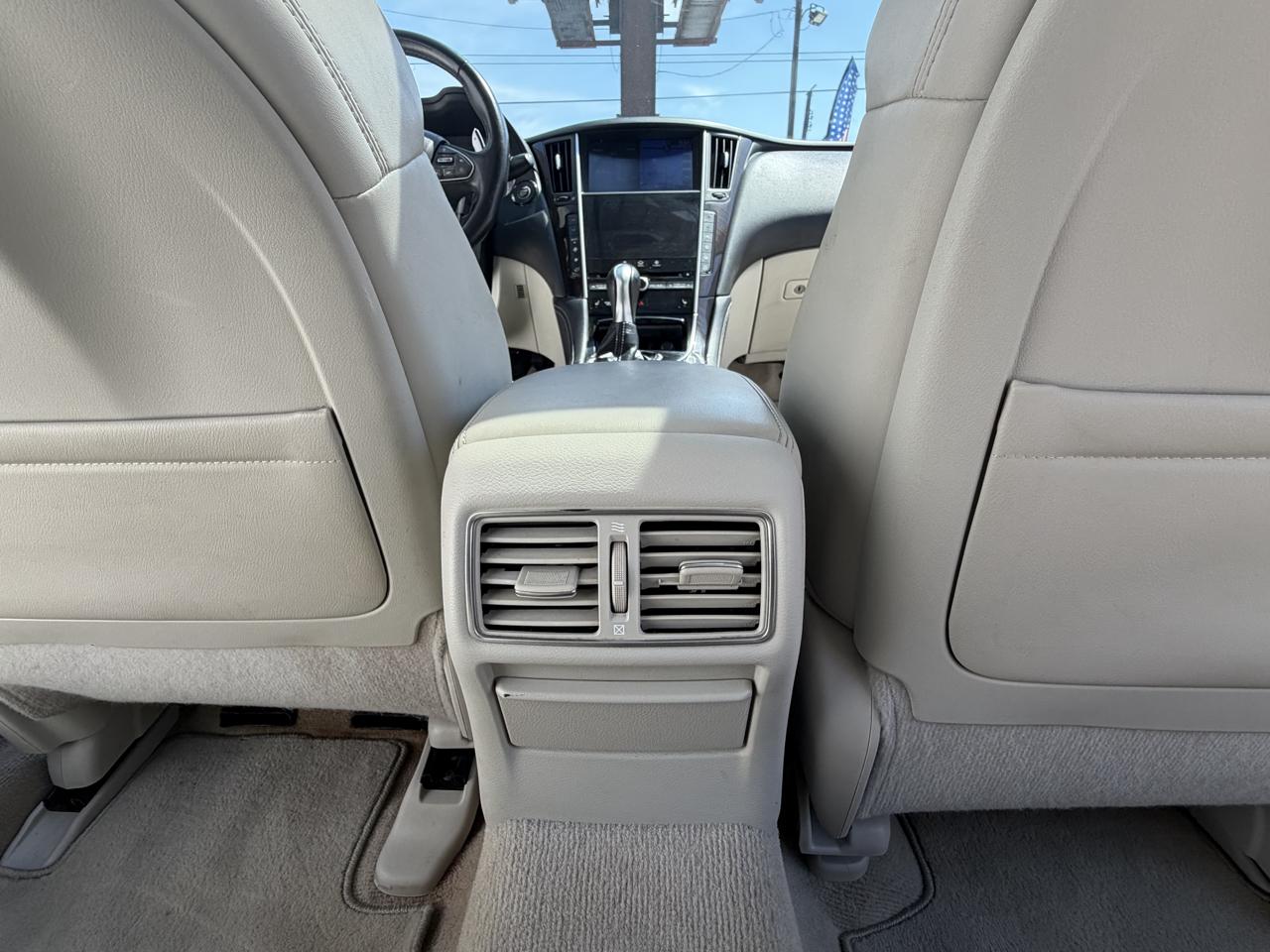 Infiniti Q50 4dr Sdn Hybrid Sport RWD 2015