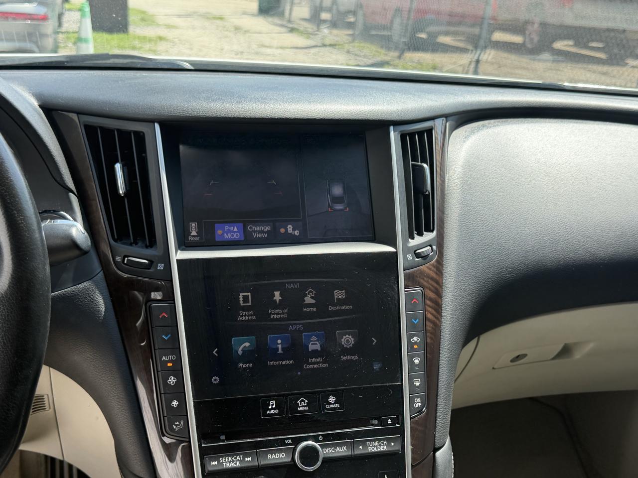 Infiniti Q50 4dr Sdn Hybrid Sport RWD 2015
