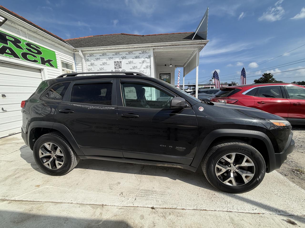 Jeep Cherokee 4WD 4dr Trailhawk 2016