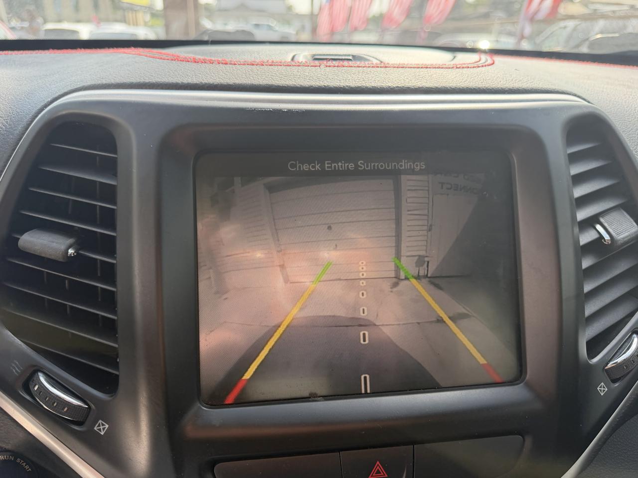 Jeep Cherokee 4WD 4dr Trailhawk 2016