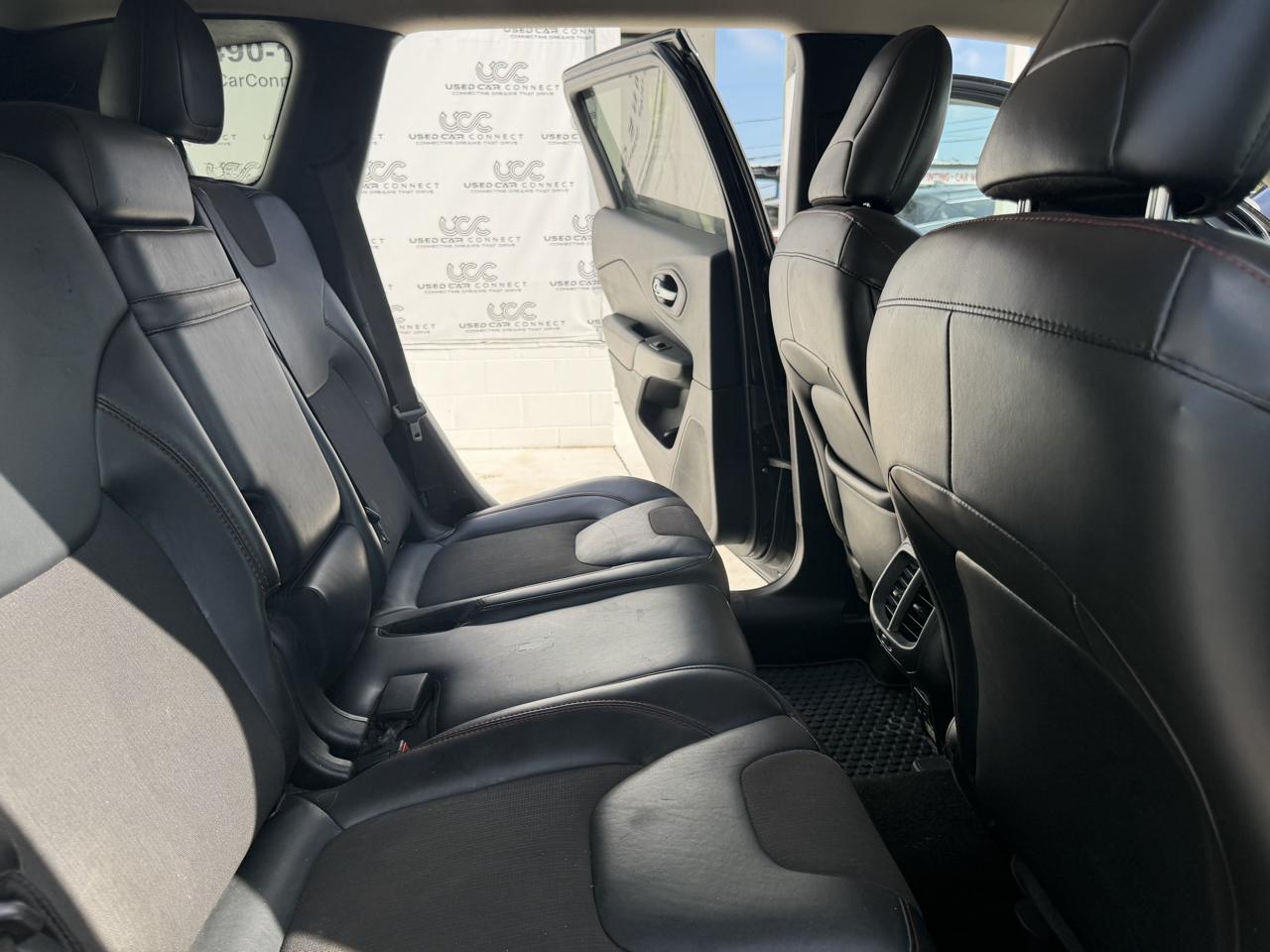 Jeep Cherokee 4WD 4dr Trailhawk 2016