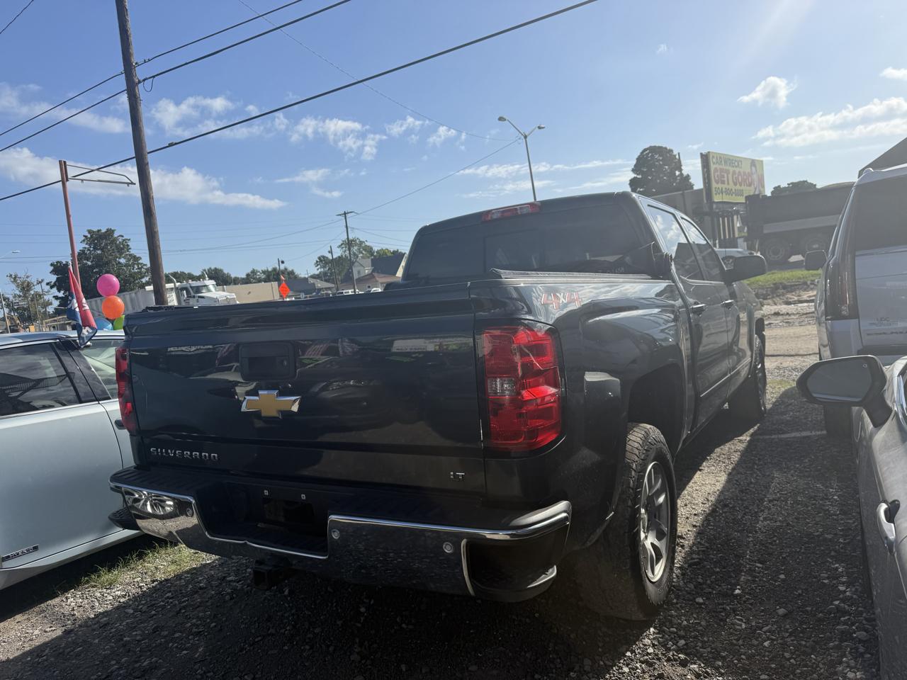 Chevrolet Silverado 1500 4WD Crew Cab 143.5" LT w/1LT 2018