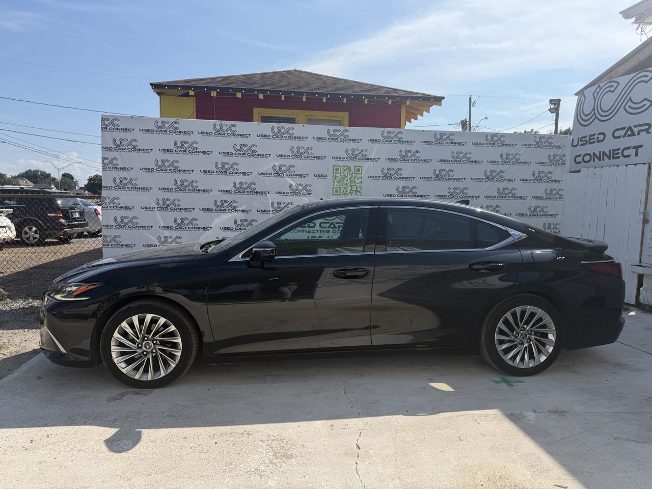 Lexus ES ES 350 Ultra Luxury FWD 2022