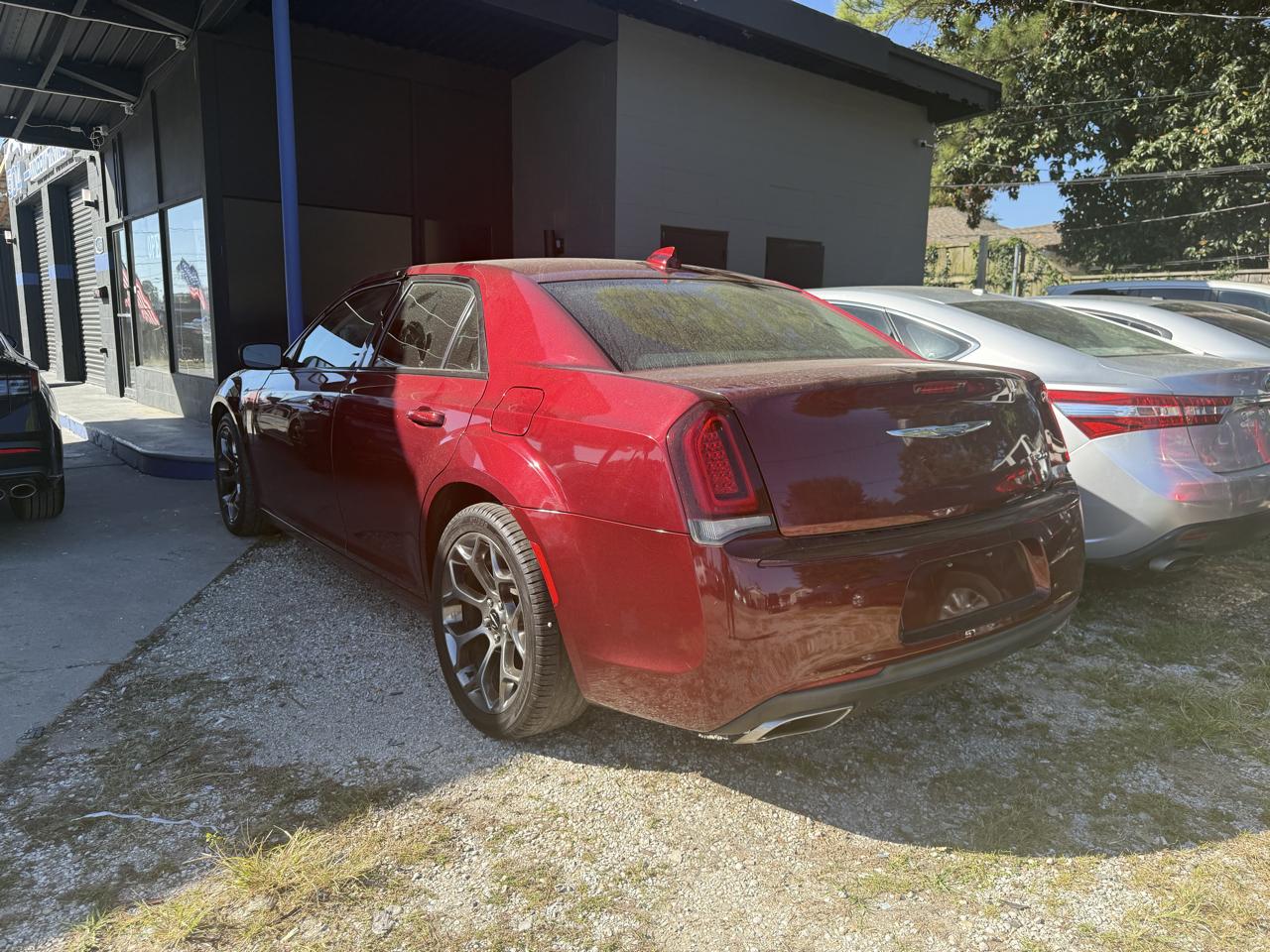 2018 Chrysler 300