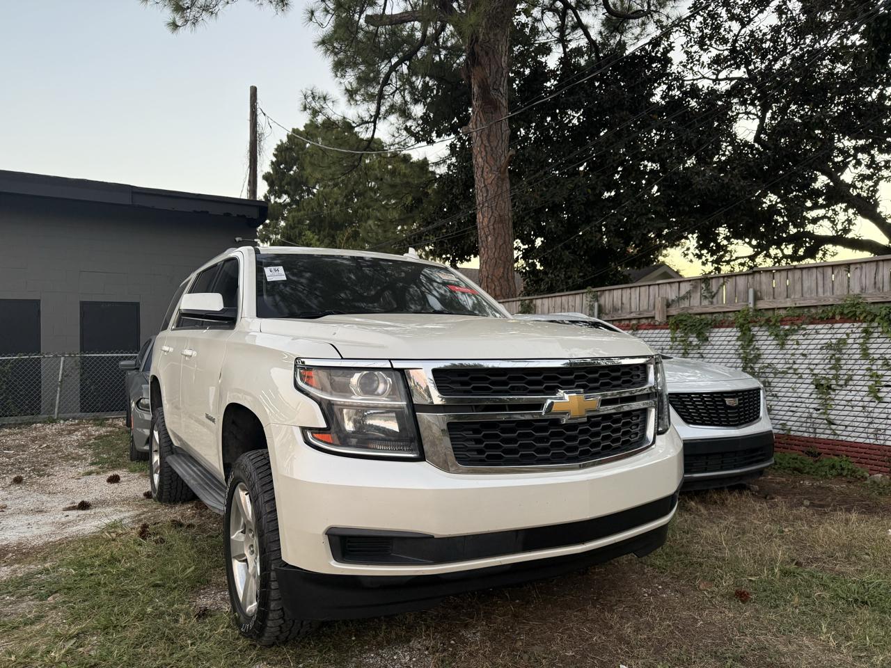 Chevrolet Tahoe 2WD 4dr LT 2015