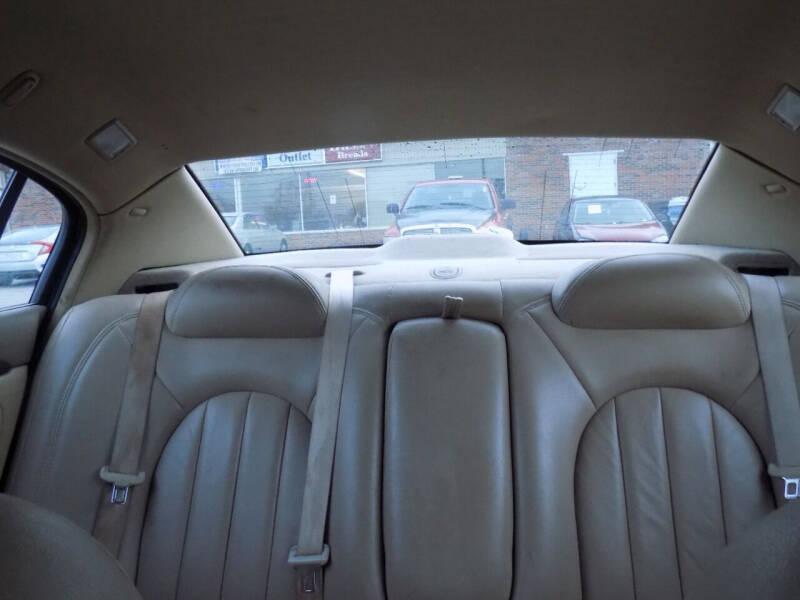 Buick Lucerne CX 2006