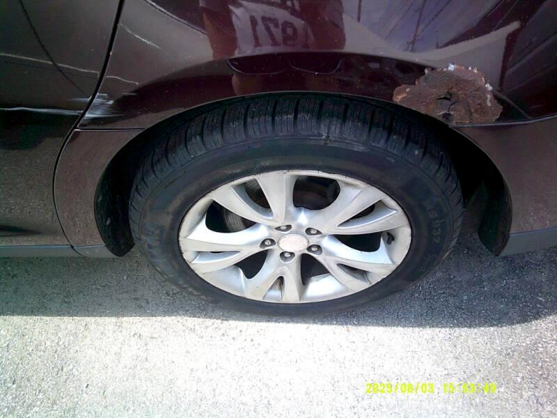 Ford Taurus SEL FWD 2010