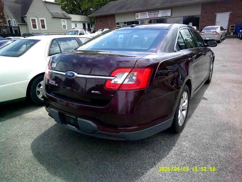 Ford Taurus SEL FWD 2010