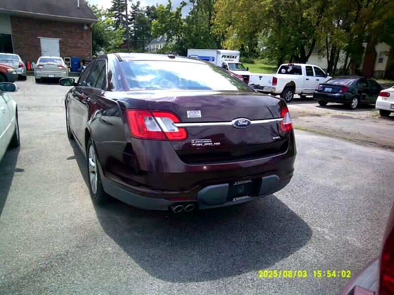 Ford Taurus SEL FWD 2010