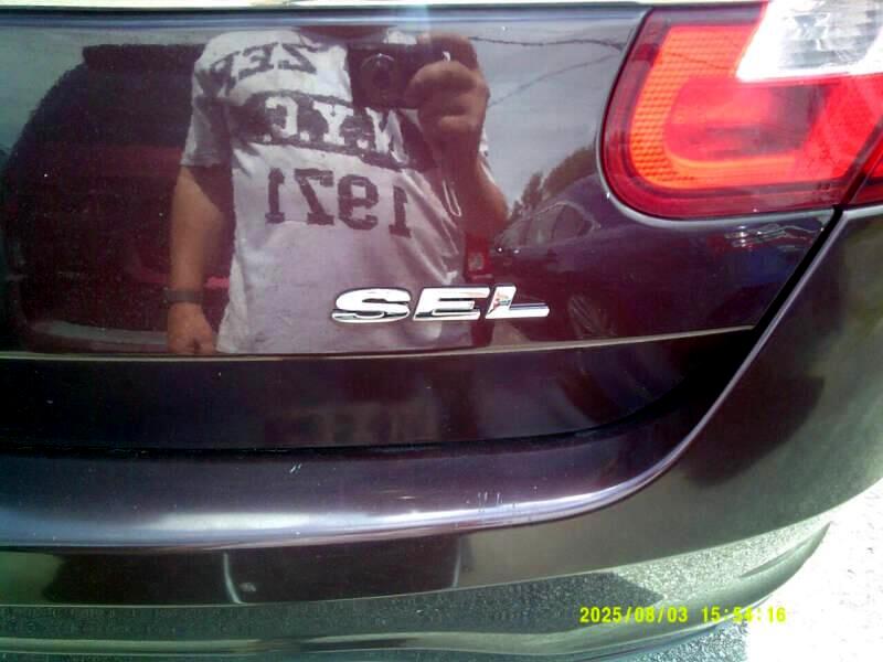 Ford Taurus SEL FWD 2010