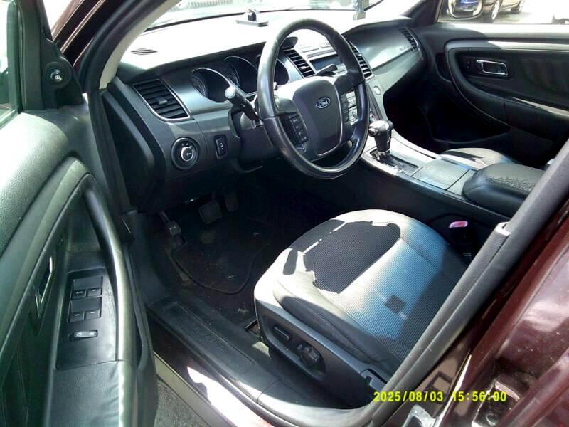 Ford Taurus SEL FWD 2010