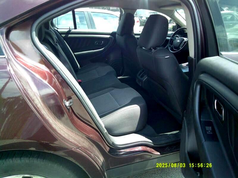 Ford Taurus SEL FWD 2010
