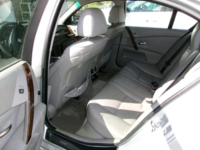 BMW 5-Series 530i 2006