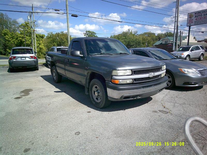 Chevrolet Silverado 1500 Short Bed 4WD 2002
