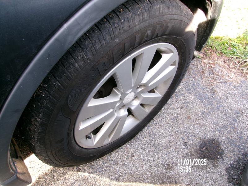 Subaru Tribeca Limited 5-Passenger 2009