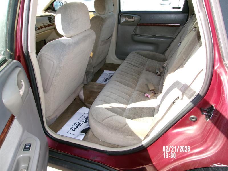 Chevrolet Impala Base 2002