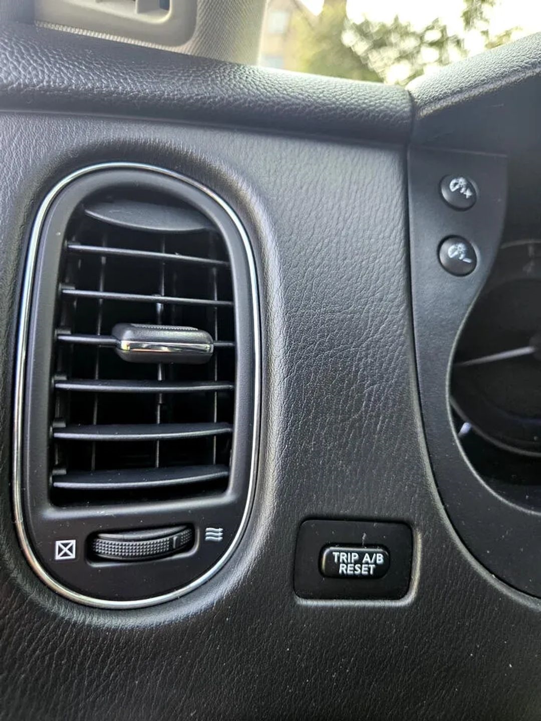 Infiniti QX50 Base AWD 2017