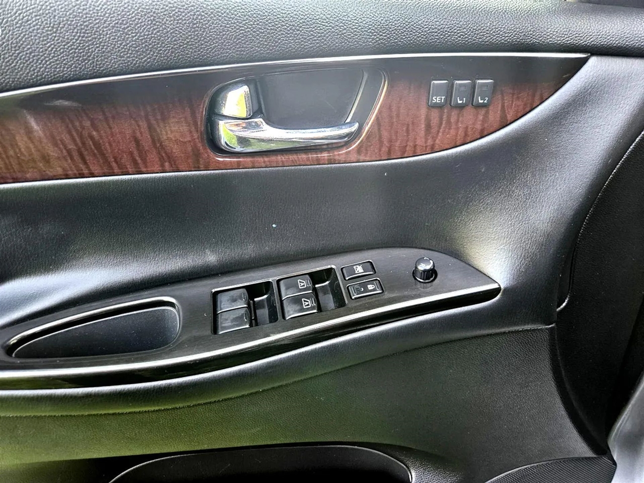 Infiniti QX50 Base AWD 2017