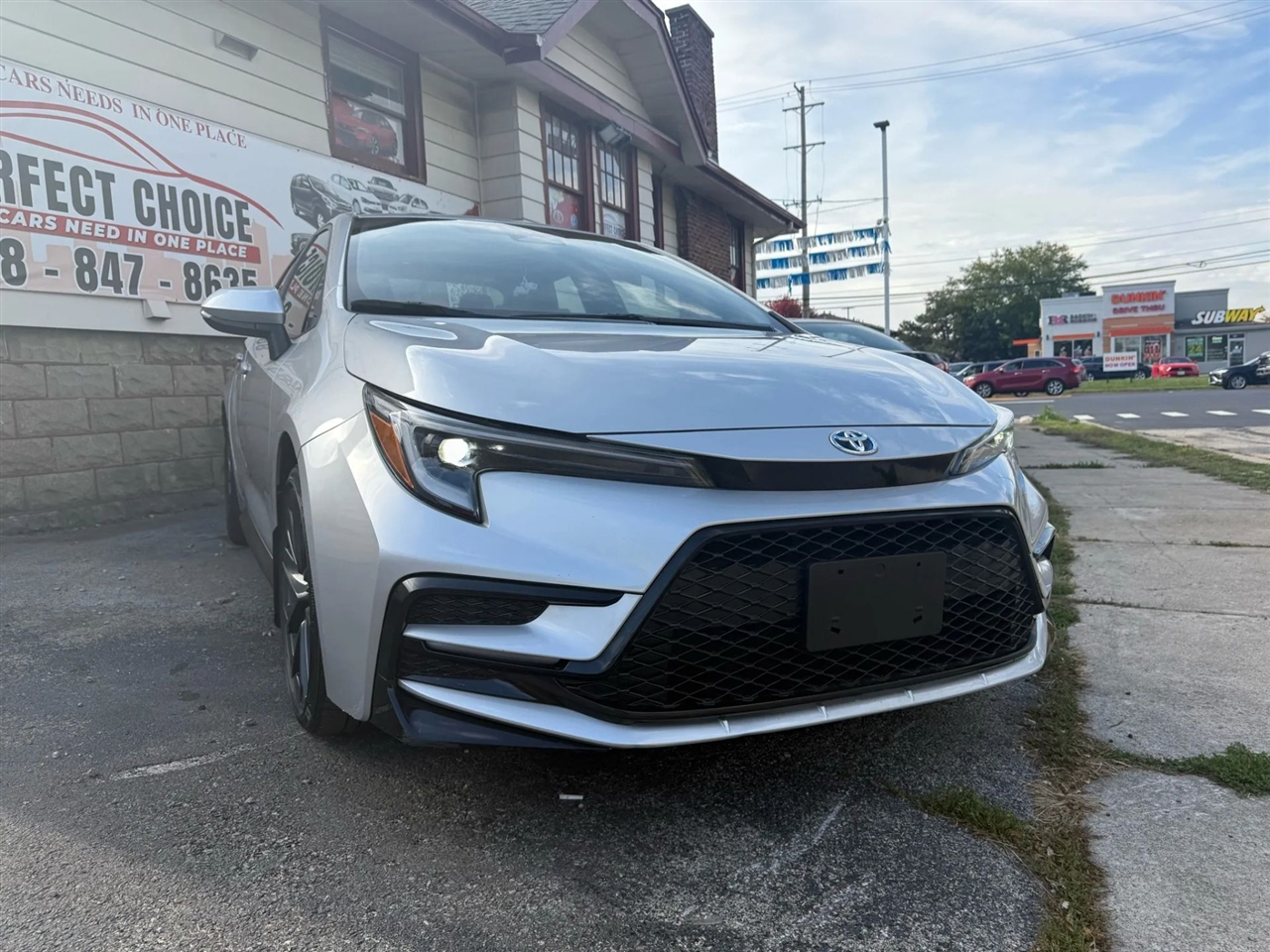 Toyota Corolla Hybrid LE 2024