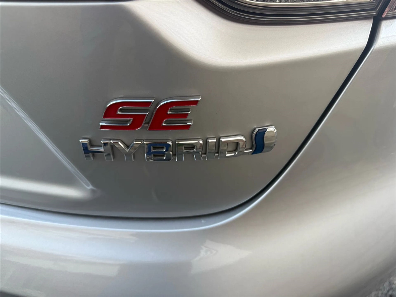 Toyota Corolla Hybrid LE 2024