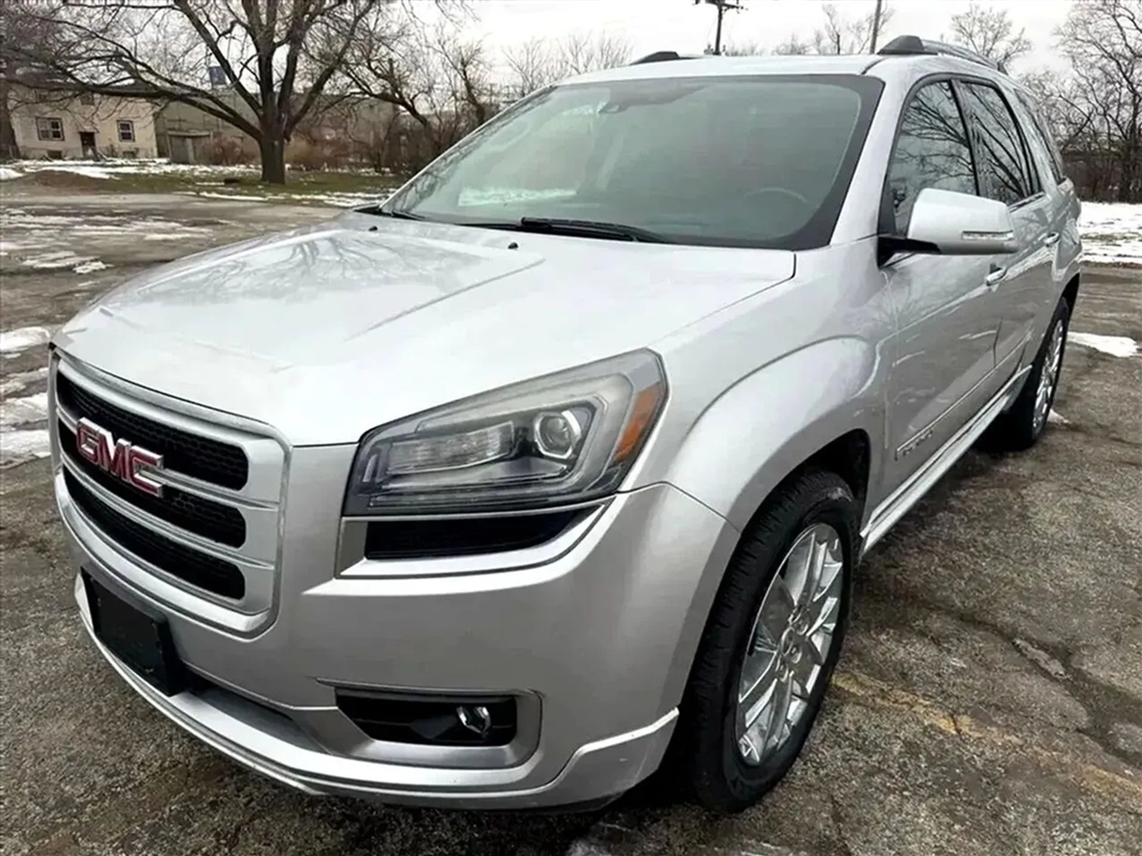 2016 GMC Acadia Denali's photo