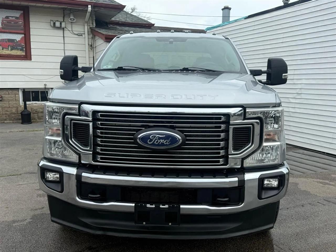 2022 Ford F-350 Super Duty XLT - Photo 12