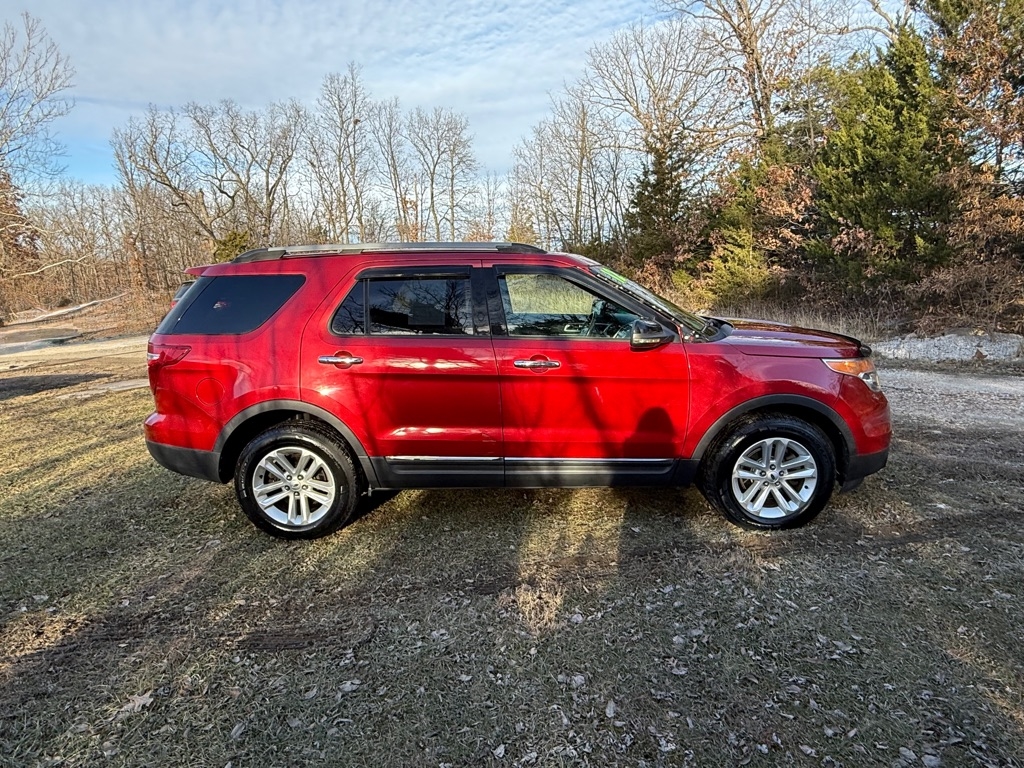 Ford Explorer XLT 4WD 2012