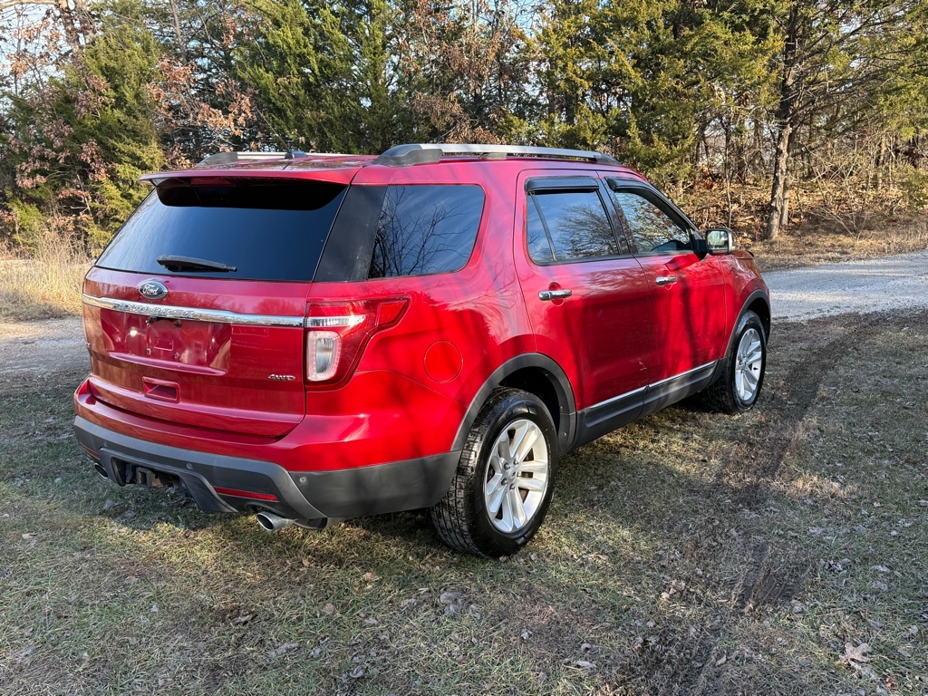 Ford Explorer XLT 4WD 2012