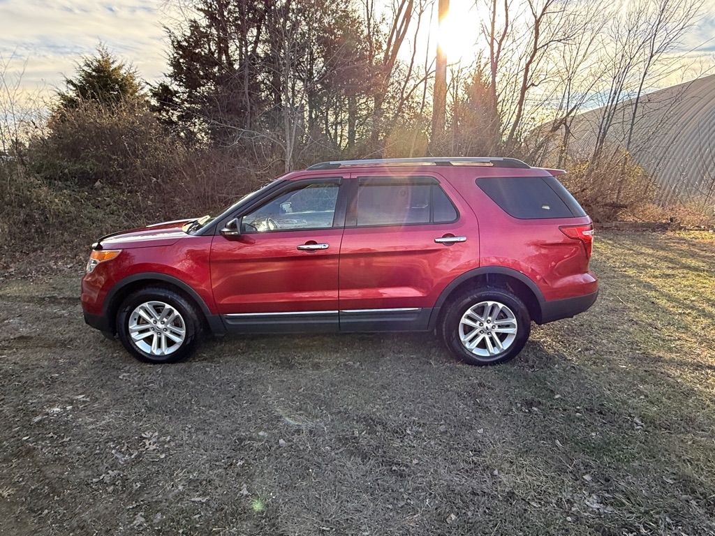 Ford Explorer XLT 4WD 2012