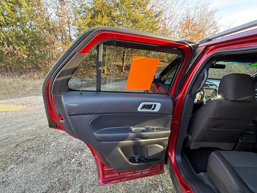 Ford Explorer XLT 4WD 2012