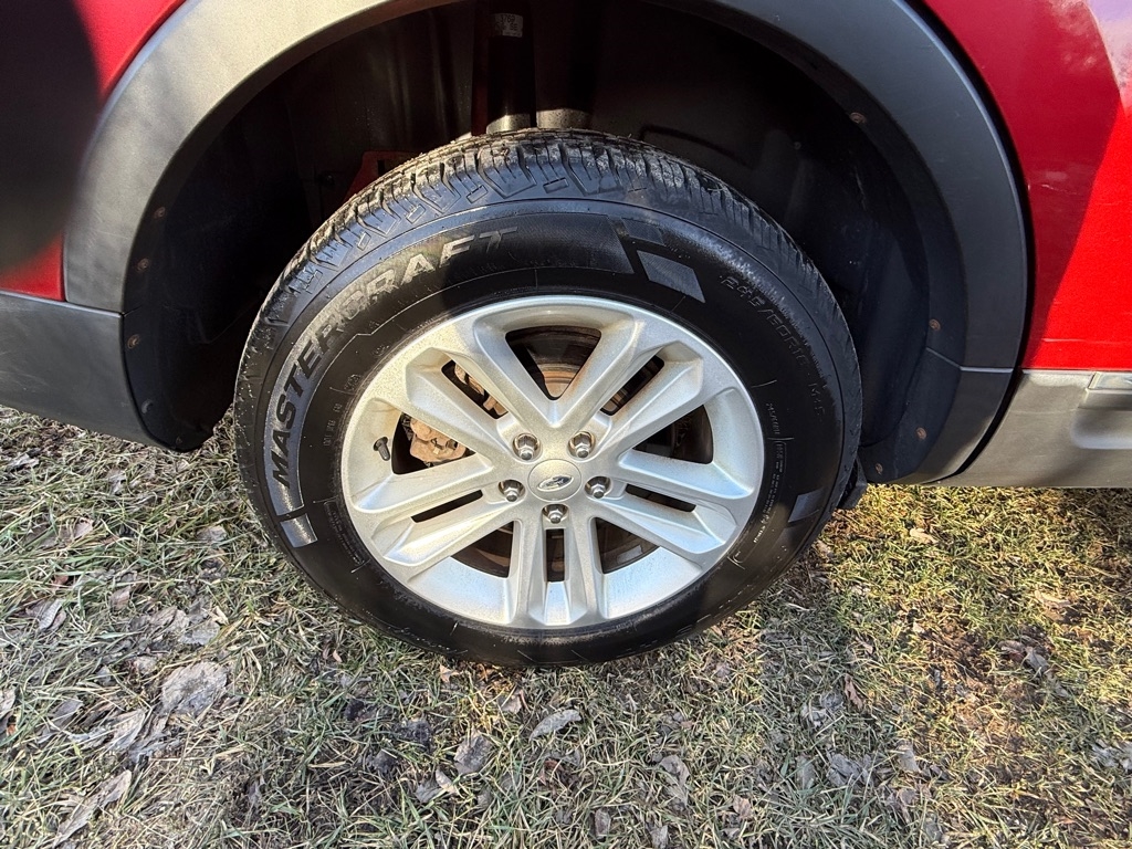 Ford Explorer XLT 4WD 2012