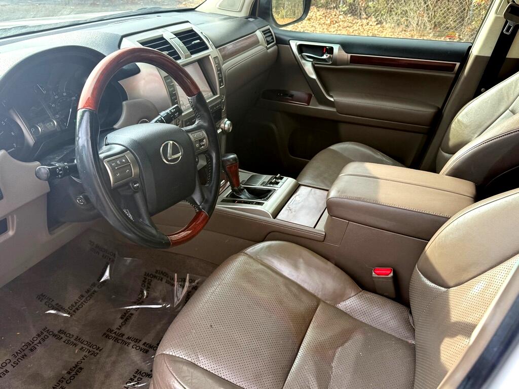 Lexus GX 460 Sport Utility 2011