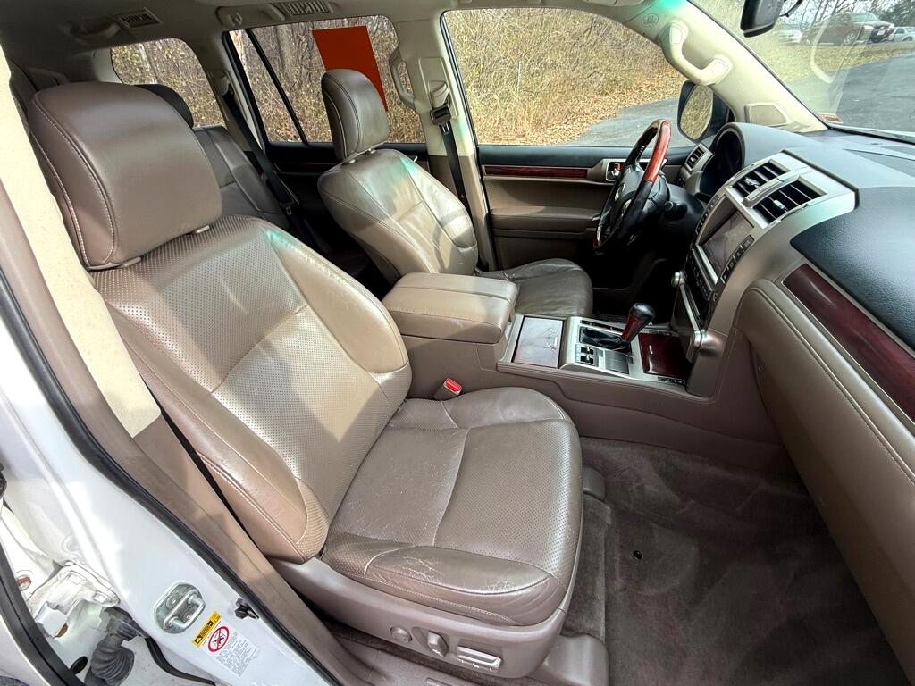 Lexus GX 460 Sport Utility 2011