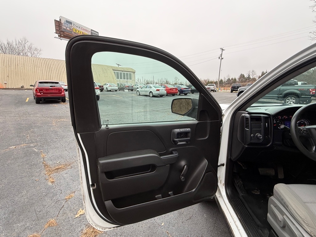 Chevrolet Silverado 1500 Work Truck Short Box 4WD 2015