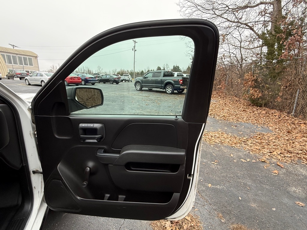 Chevrolet Silverado 1500 Work Truck Short Box 4WD 2015