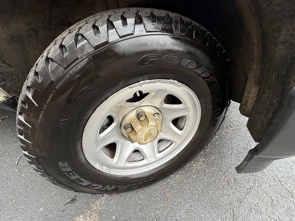 Chevrolet Silverado 1500 Work Truck Short Box 4WD 2015