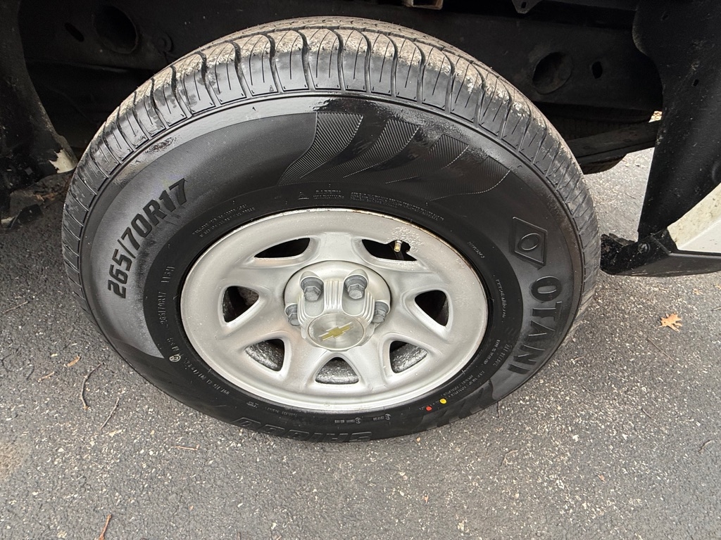 Chevrolet Silverado 1500 Work Truck Short Box 4WD 2015