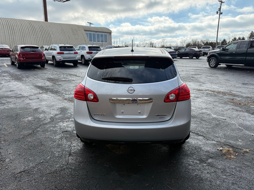 Nissan Rogue S AWD 2012