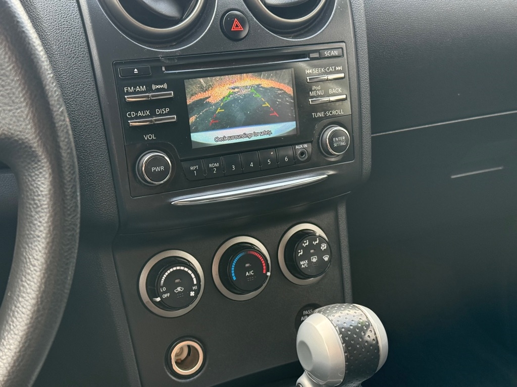 Nissan Rogue S AWD 2012