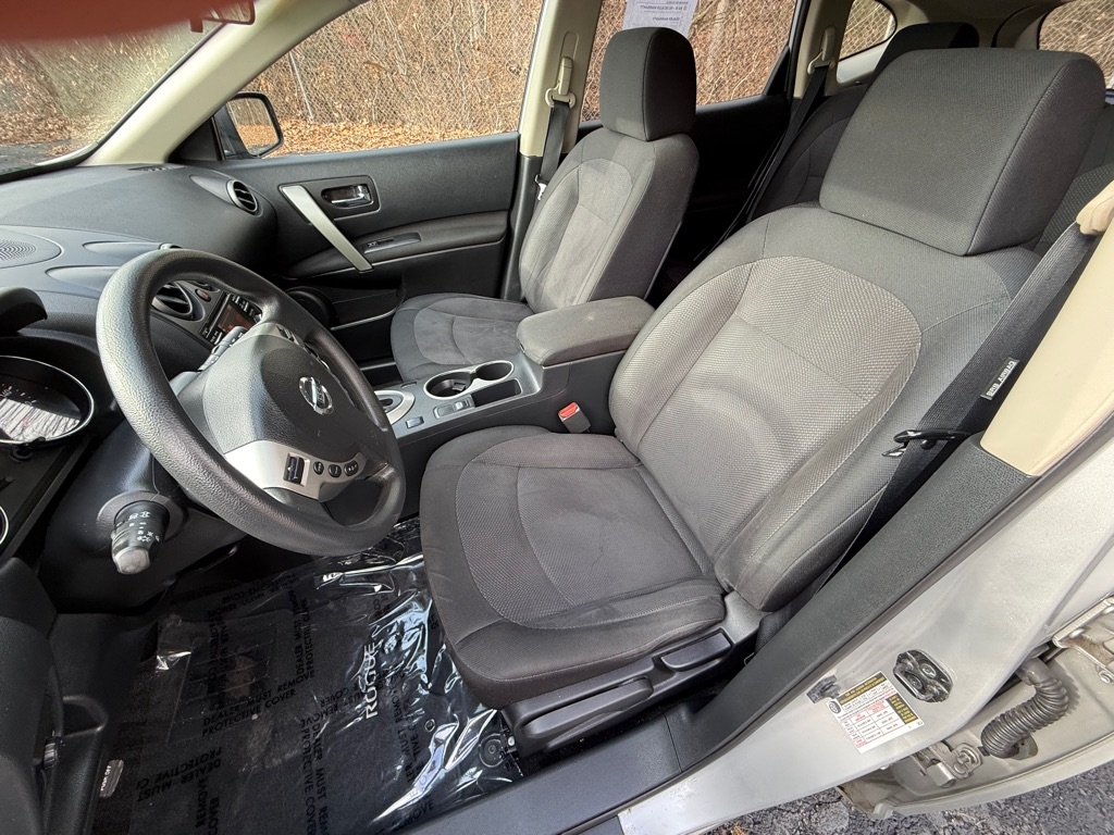 Nissan Rogue S AWD 2012