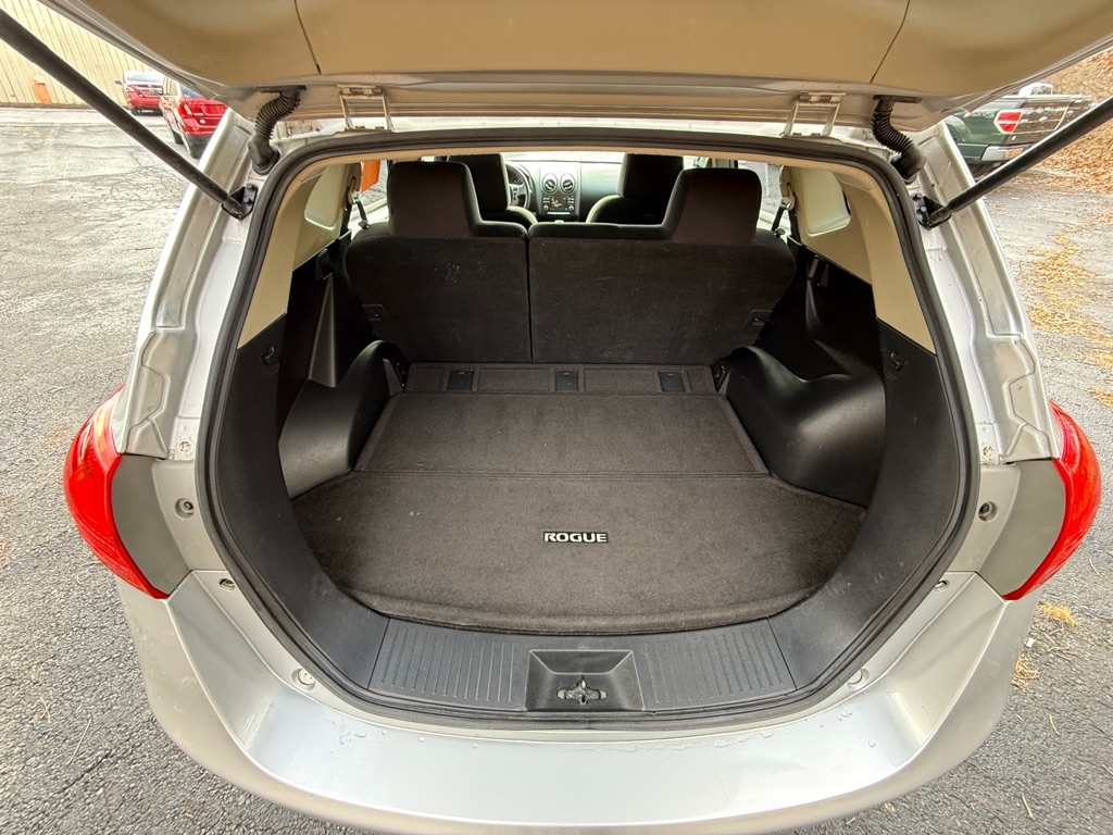 Nissan Rogue S AWD 2012