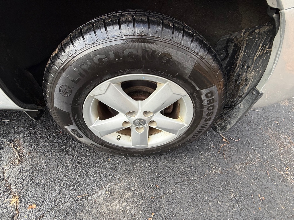 Nissan Rogue S AWD 2012