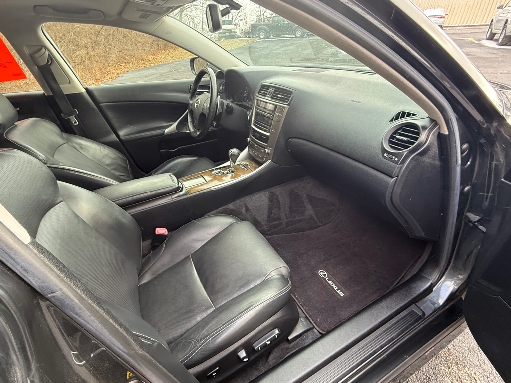 Lexus IS IS 250 AWD 6-Speed Sequential 2010