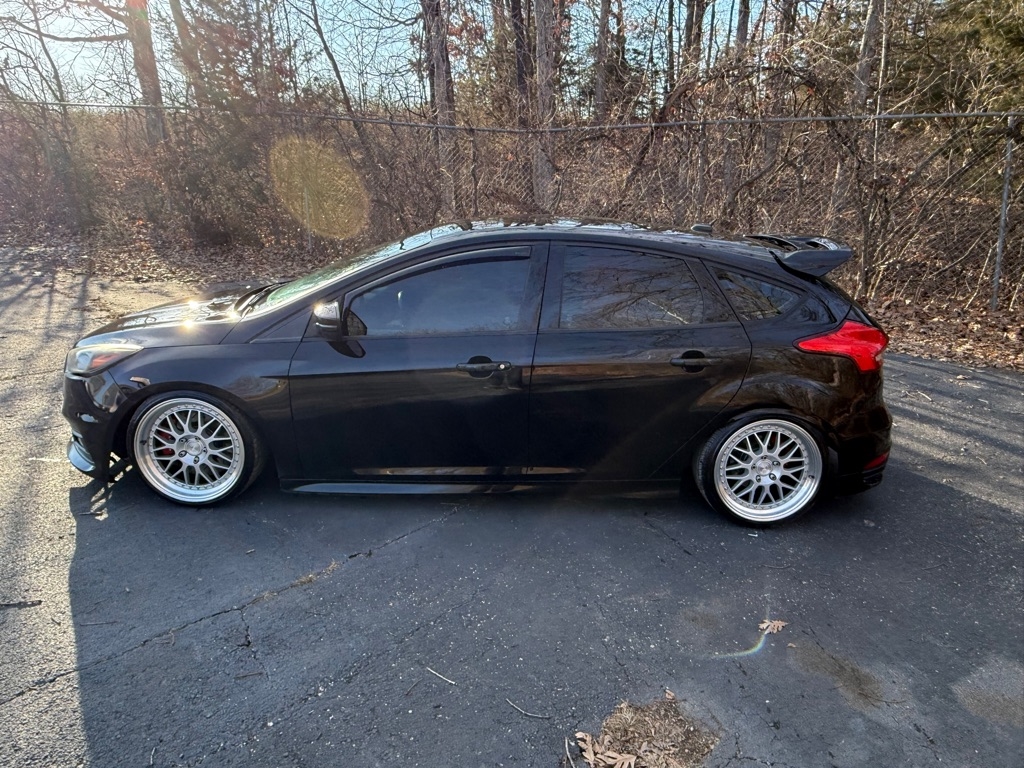 Ford Focus ST Hatch 2017